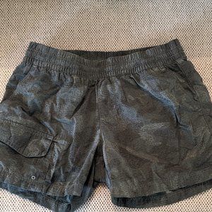 Columbia Silver Ridge Printed Shorts - Women's Small